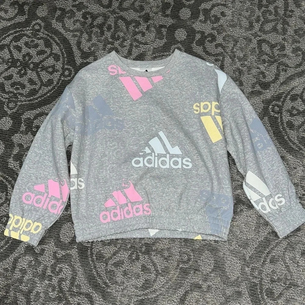 •Adidas•